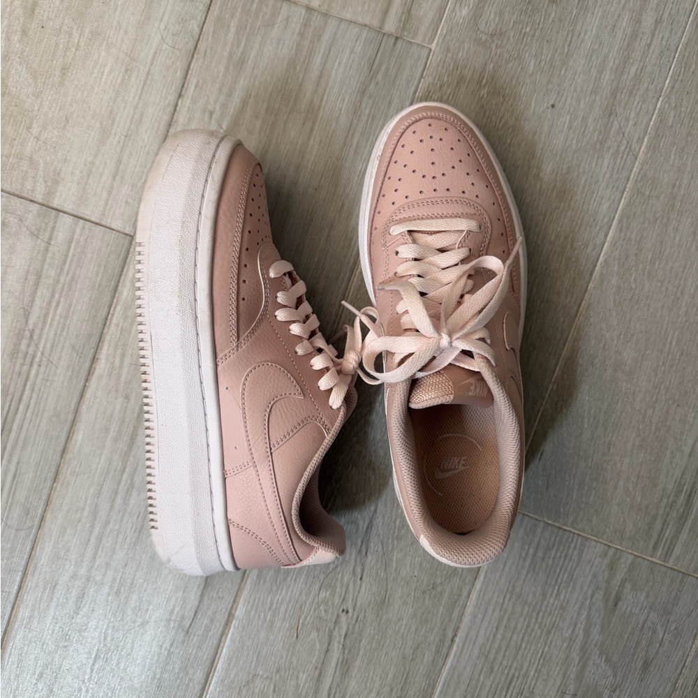 Nike Court Vision Alta